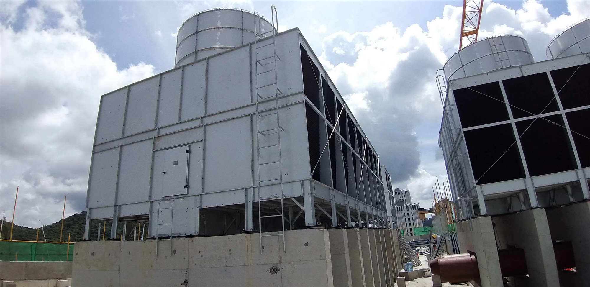 冷却塔收水器如何提高冷却塔配水均匀性？